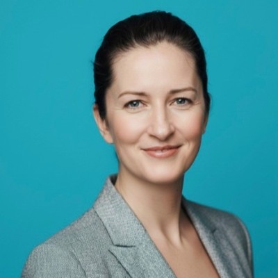 Dr. Isabell Claus